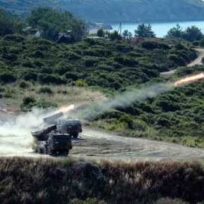 12η Μεραρχία: Ξεκινούν οι βολές πυροβολικού με βολή στην&nbsp;θάλασσα