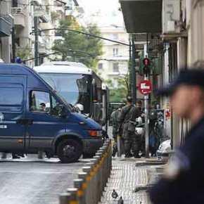 Εξάρχεια: Αστυνομική επιχείρηση σε υπό κατάληψη&nbsp;κτίριο