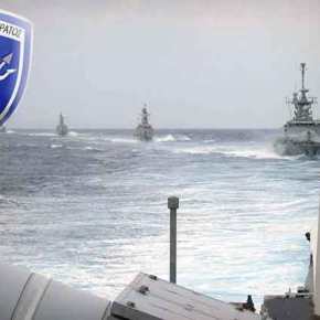 Πλωτό φράγμα στο Αιγαίο: Σε ετοιμότητα το ΠΝ από τη Σαμοθράκη μέχρι το Λιβυκό&nbsp;Πέλαγος