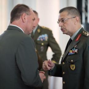 Αλκ. Στεφανής: Η μαχητική ισχύς της Ελλάδας είναι εξαιρετική – Στρατιωτική θητεία σύντομα&nbsp;προτάσεις