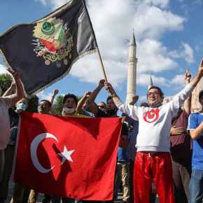 «Ο εικονομάχος σουλτάνος»: Γιατί η Αγία Σοφία είναι κάτι πολύ περισσότερο από ένα&nbsp;τζαμί;