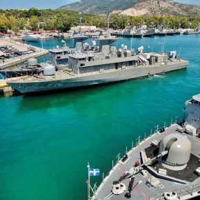 Η Πυραυλάκατος «Βλαχάκος», η ΟΝΕΧ και τα ναυπηγεία της Ελευσίνας: Ο «Καραθανάσης» περιμένει τους&nbsp;EXOCET