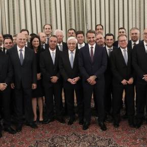 Δημοσκόπηση: Η σύγκριση υπουργών της κυβέρνησης ΝΔ με αυτούς του&nbsp;ΣΥΡΙΖΑ