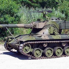 SK-105 Kürassier: Λύση που έχασε το αγαπητό ΓΕΣ για τη θωράκιση των νήσων&nbsp;(vid.)