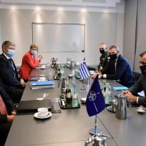 Παναγιωτόπουλος-Στόλτενμπεργκ: Ο διάλογος «φωτιά» και τα «φάουλ» του ΓΓ του&nbsp;ΝΑΤΟ