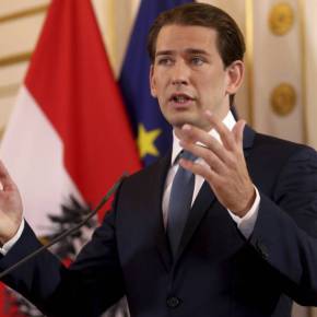 Ήχηρή παρέμβαση Κουρτς: Αν δεν είμαστε αλληλέγγυοι με την Ελλάδα, ο Ερντογάν θα υπερβαίνει τα&nbsp;όρια