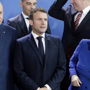 Σε συμπληγάδες ο Ερντογάν: Ο Μακρόν… ξύπνησε Μέρκελ και Βρυξέλλες – Κρίσιμες οι επόμενες&nbsp;ημέρες