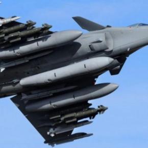 Rafale: Έτσι εκπαιδεύονται οι Έλληνες πιλότοι στο νέο μας μαχητικό – Έτοιμο το πρώτο αεροσκάφος&nbsp;μας