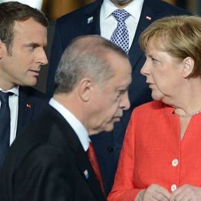 Γιατί μας αγάπησε ξαφνικά η Μέρκελ; Η επίθεση στον Ερντογάν, οι φρεγάτες και το «μπλόκο» στη&nbsp;Γαλλία