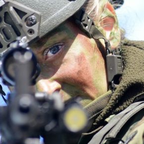 ΕΛΛΑΔΑ-ΑΜΥΝΑ: Κάντε κάτι προτού τα υπερσύγχρονα μέσα “πάνε παρέα” με… άσπρα&nbsp;μαλλιά