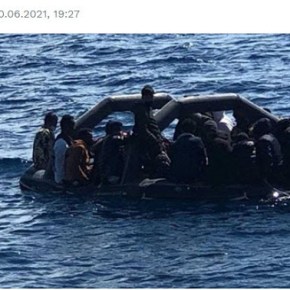 «Σκληρή η στάση της Ελλάδας στους μετανάστες σε Έβρο και Αιγαίο» λένε οι&nbsp;Τούρκοι