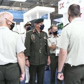 Η ομιλία και οι συναντήσεις του Αρχηγού ΓΕΕΘΑ, στρατηγού Φλώρου, στην έκθεση DEFEA&nbsp;2021