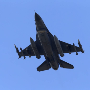 Δεν «μασάει» η Αθήνα στις απειλές της Άγκυρας – Ηχηρές απαντήσεις Μητσοτάκη-Δένδια