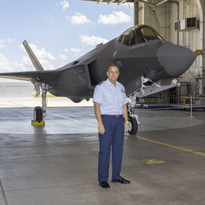 Α/ΓΕΑ: Ενημερώθηκε για τα προγράμματα F-35, F-16 Viper και C-130 – Οι εικόνες και…οι συμβολισμοί&nbsp;[pics]