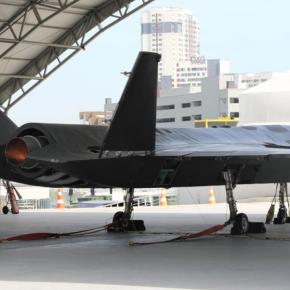 Τουρκικά ΜΜΕ: «Πέταξε για πρώτη φορά το μη επανδρωμένο μαχητικό αεροσκάφος KIZILELMA και παραδόθηκε το πρώτο ελικόπτερο Τ-70 στη Στρατοχωροφυλακή»