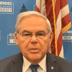 Μενέντεζ: Επέκταση της άρσης του εμπάργκο πώλησης όπλων στην&nbsp;Κύπρο