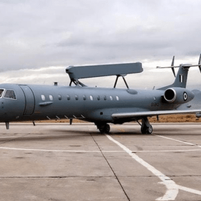Έπεσαν οι υπογραφές με την Embraer για την υποστήριξη των ιπτάμενων ραντάρ της Πολεμικής&nbsp;Αεροπορίας